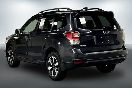 Dark Gray Metallic 2017 Subaru Forester 2.5i Premium
