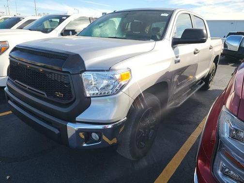 2016 Toyota Tundra SR5