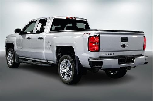 2017 Chevrolet Silverado 1500 Custom