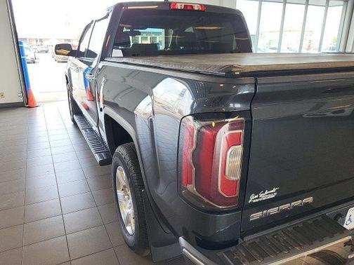 Dark Slate Metallic 2017 GMC Sierra 1500 SLT