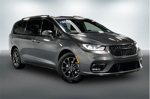 2021 Chrysler Pacifica Touring
