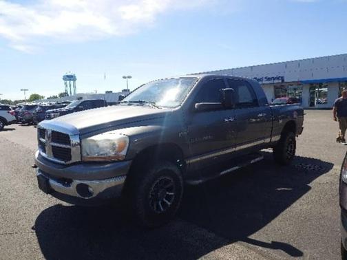 2006 Dodge Ram 1500 SLT Mega Cab