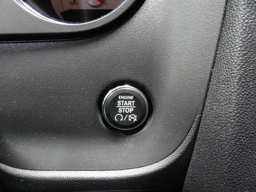 2012 Dodge Challenger SXT