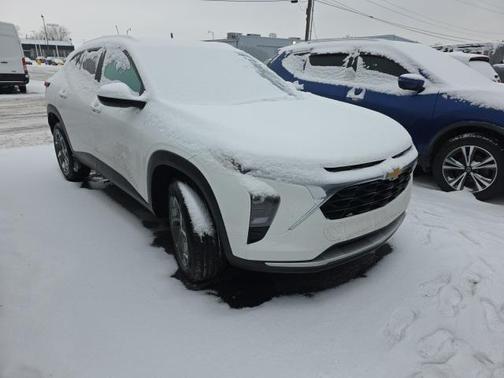 2025 Chevrolet Trax LT