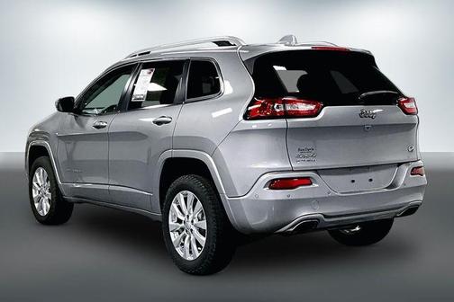 2016 Jeep Cherokee Overland
