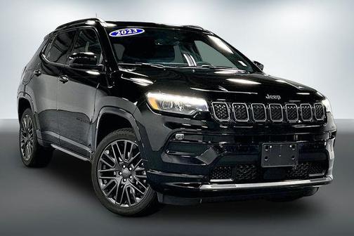 Diamond Black Crystal Pearlcoat 2023 Jeep Compass High Altitude
