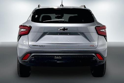 Sterling Gray Metallic 2026 Chevrolet Trax 2RS