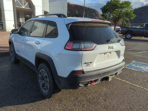 2021 Jeep Cherokee Trailhawk
