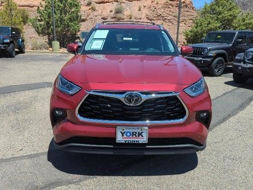 2023 Toyota Highlander Limited