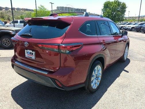 2023 Toyota Highlander Limited