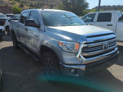 2017 Toyota Tundra SR5