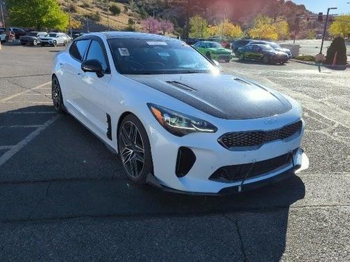 2022 Kia Stinger GT2