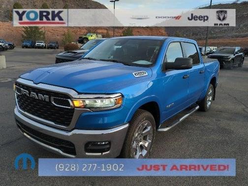 2025 RAM 1500 Big Horn Crew Cab 4x4 57' Box