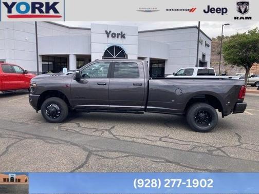 2025 RAM 3500 Laramie Crew Cab 4x4 8' Box