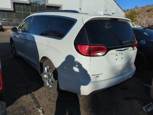 2019 Chrysler Pacifica Limited