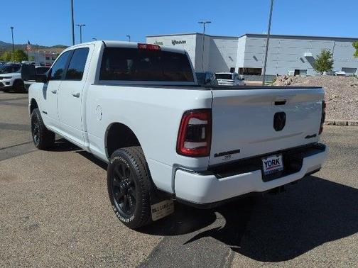 2024 RAM 2500 Laramie Crew Cab 4x4 6'4' Box