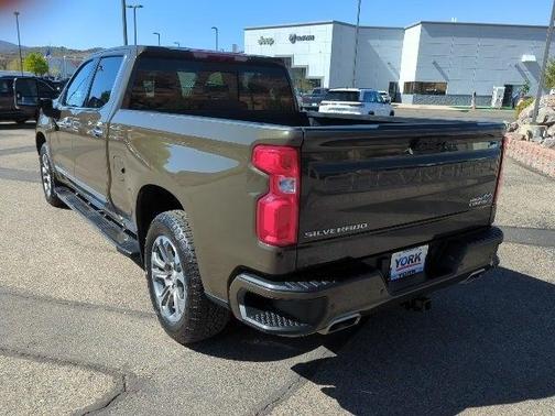 2023 Chevrolet Silverado 1500 High Country