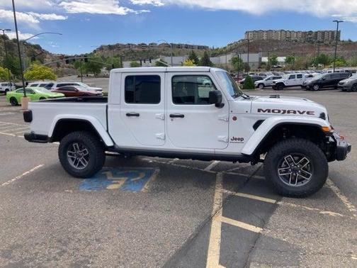 2025 Jeep Gladiator Mojave X
