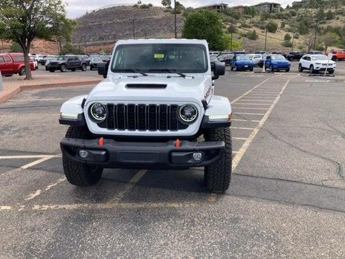 2025 Jeep Gladiator Mojave X