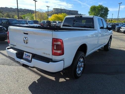 2024 RAM 3500 Laramie Crew Cab 4x4 8' Box