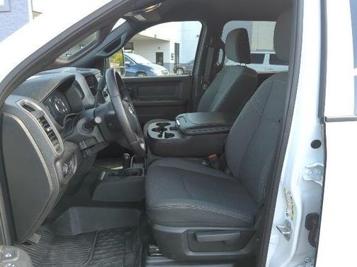 2024 RAM 2500 Tradesman Crew Cab 4x4 8' Box