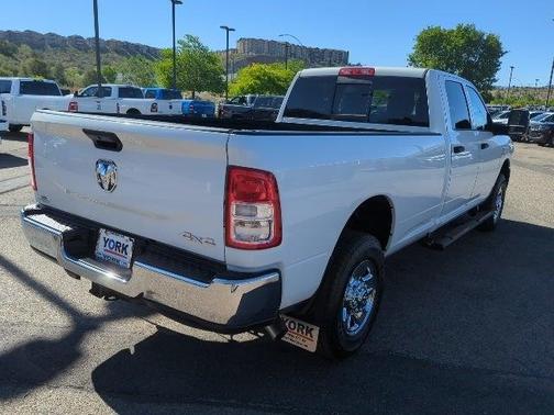 2024 RAM 2500 Tradesman Crew Cab 4x4 8' Box