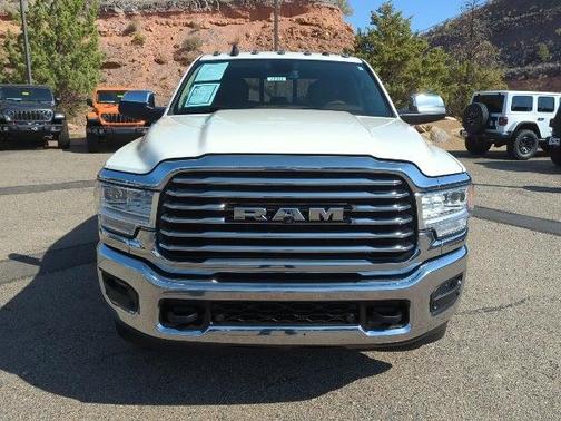 2021 RAM 3500 Limited Longhorn Crew Cab 4x4 8 Box