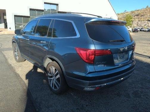 2017 Honda Pilot Elite