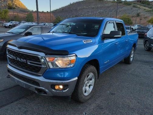 2022 RAM 1500 Big Horn Crew Cab 4x4 64' Box