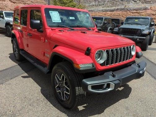 2024 Jeep Wrangler 4-Door Sahara 4x4