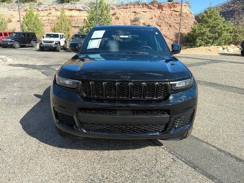 2023 Jeep Grand Cherokee L Altitude 4x4