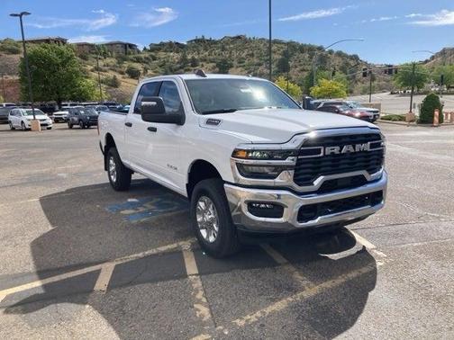 2025 RAM 2500 Big Horn Crew Cab 4x4 6'4' Box