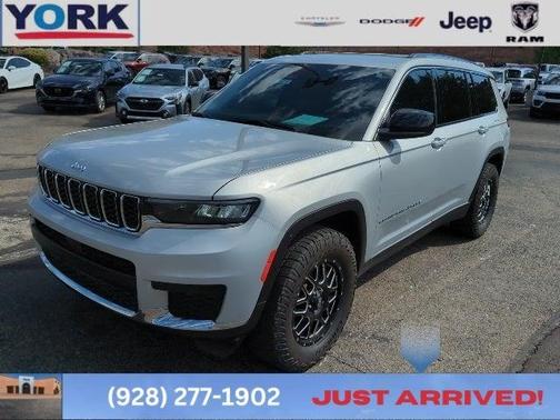 2023 Jeep Grand Cherokee L Laredo