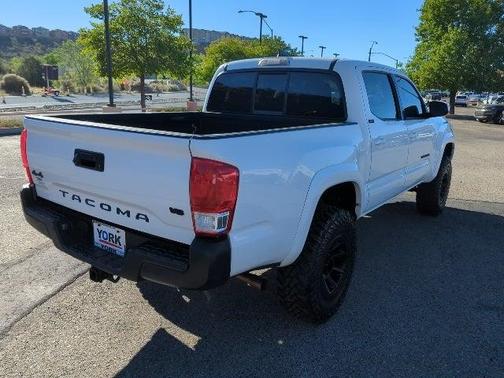 2017 Toyota Tacoma SR5