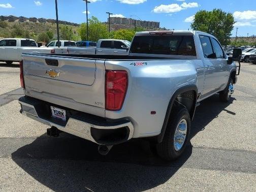 2022 Chevrolet Silverado 3500 LTZ