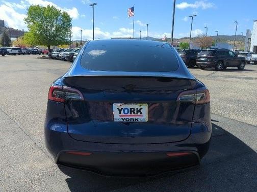 2024 Tesla Model Y Performance Dual Motor All-Wheel Drive