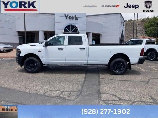 2025 RAM 3500 Tradesman Crew Cab 4x4 8' Box
