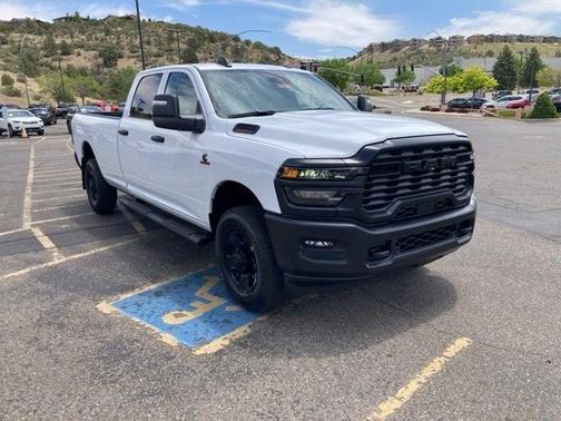 2025 RAM 3500 Tradesman Crew Cab 4x4 8' Box