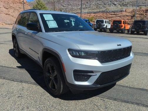 2024 Jeep Grand Cherokee Altitude 4x4