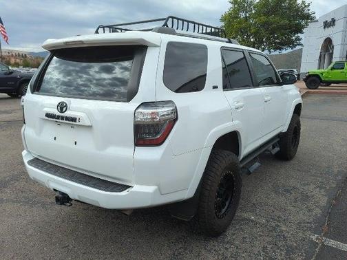 2023 Toyota 4Runner SR5 Premium