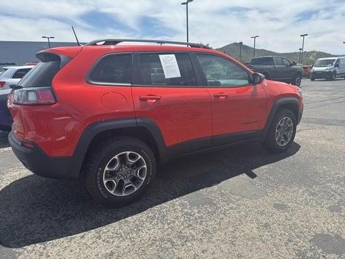 2021 Jeep Cherokee Trailhawk