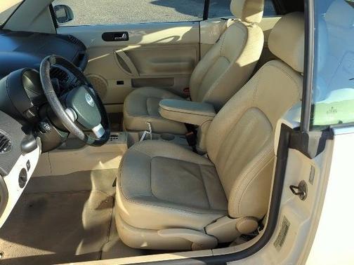 2007 Volkswagen New Beetle 2.5