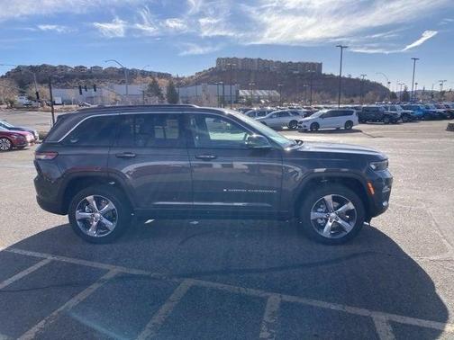 2025 Jeep Grand Cherokee Limited X