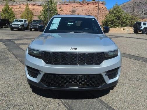 2024 Jeep Grand Cherokee Altitude
