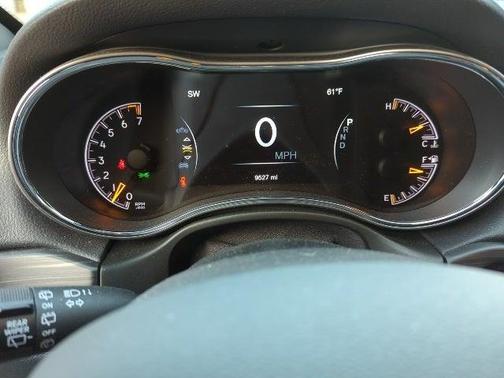 2022 Jeep Grand Cherokee Laredo