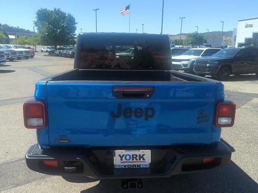 2021 Jeep Gladiator Willys 4x4