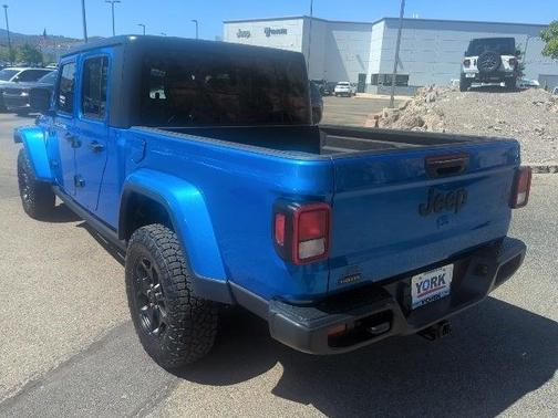 2021 Jeep Gladiator Willys 4x4