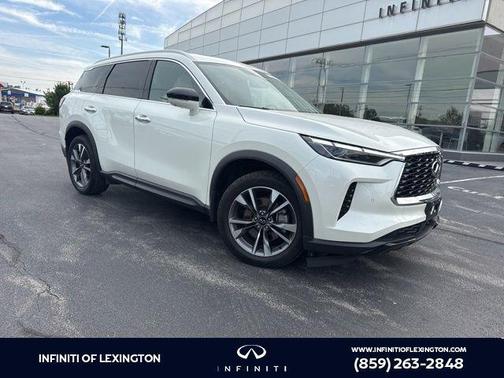 Majestic White 2023 INFINITI QX60 Luxe