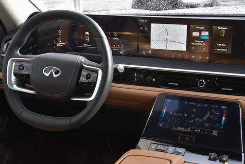 2025 INFINITI QX80 SENSORY AWD