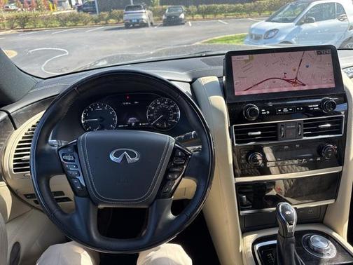 2024 INFINITI QX80 SENSORY AWD